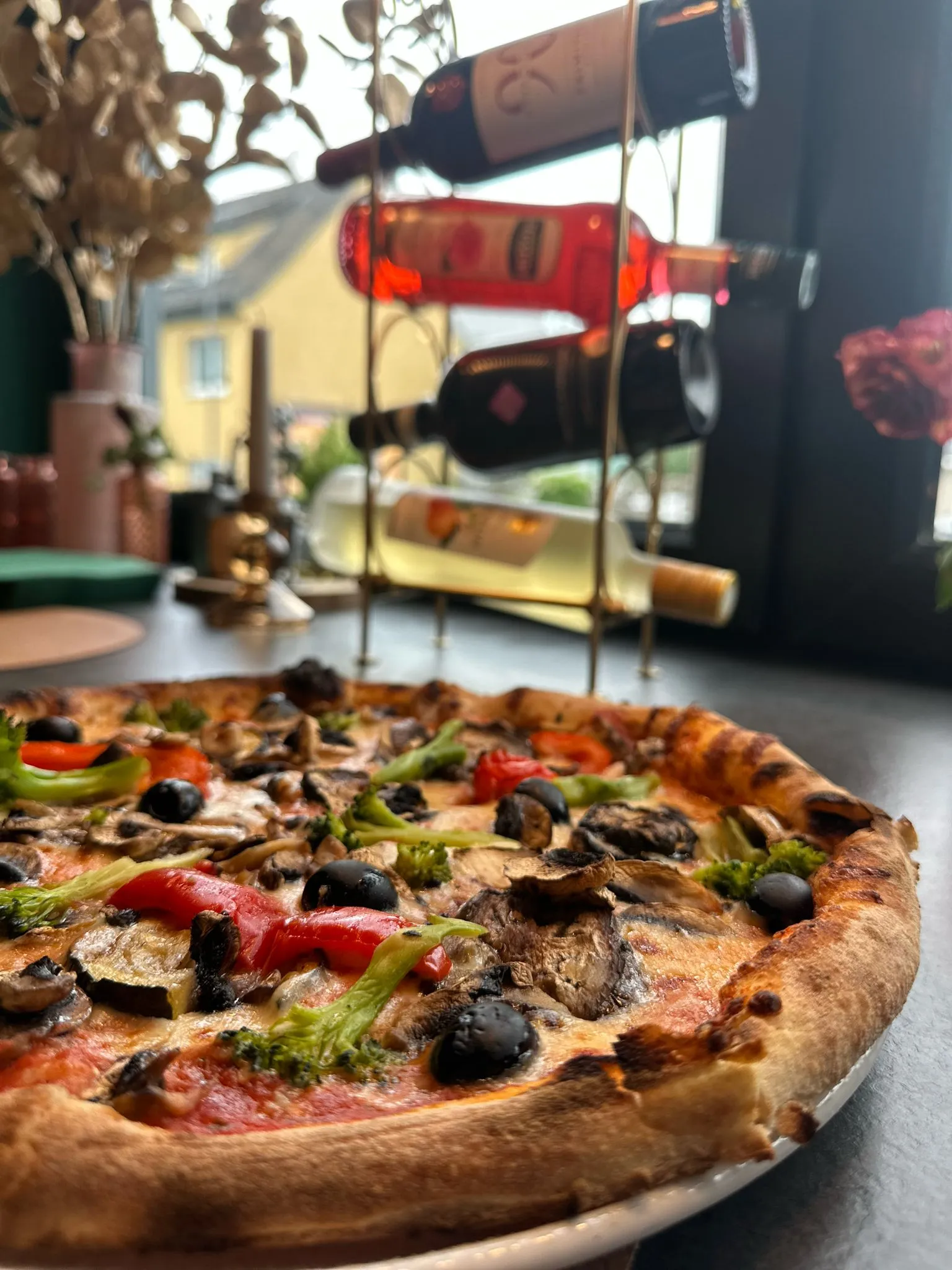 Pizza aus dem Steinofen